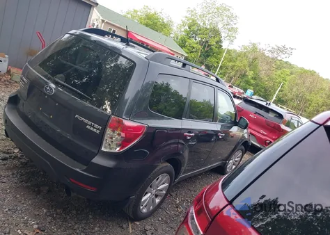 2011 Subaru Forester 2.5X Premium from USA, damaged, VIN JF2SHADC1BH753389